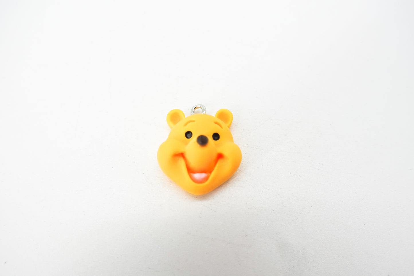 Dije de Resina Carita de Winnie the Pooh