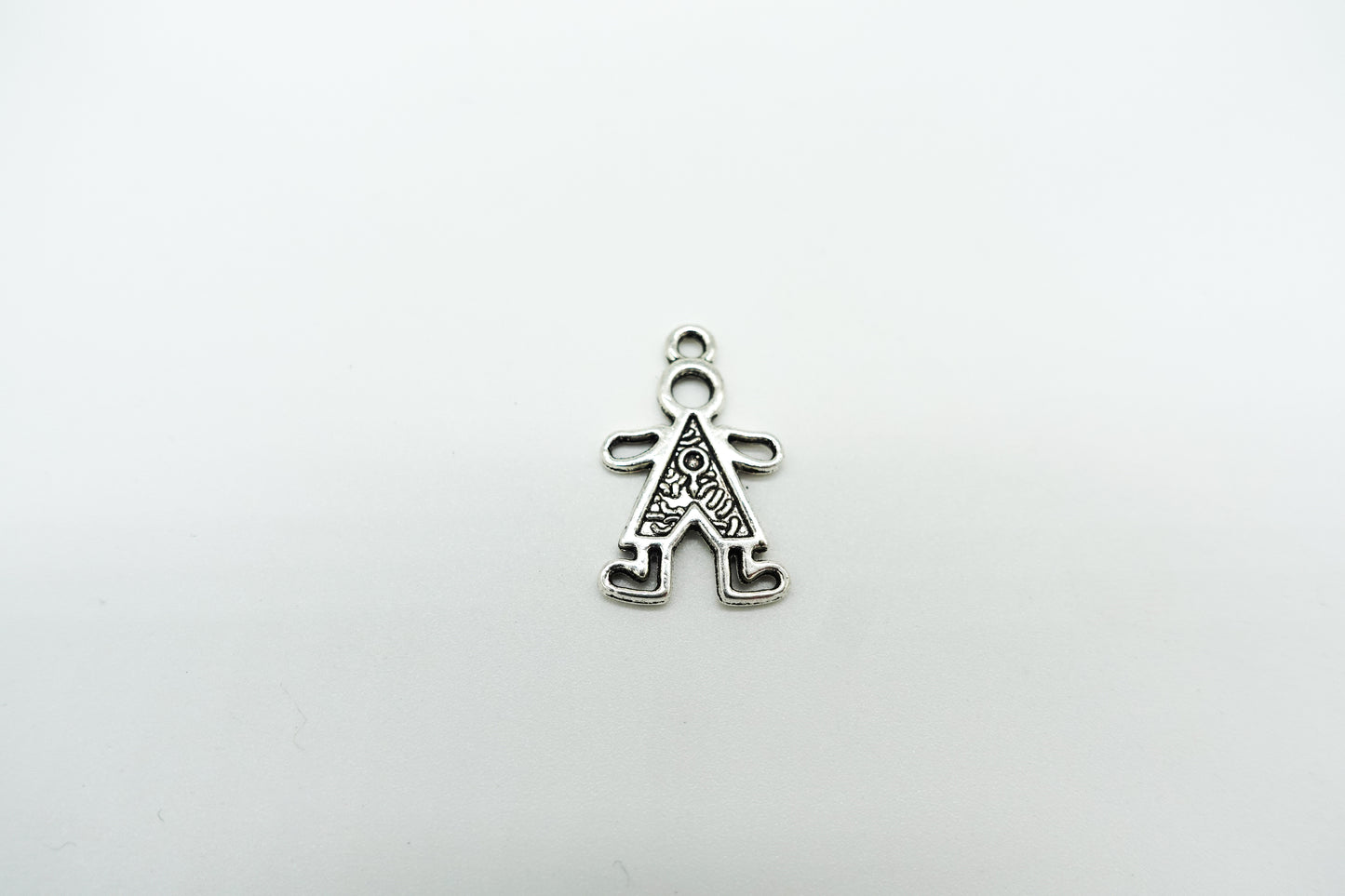 Dije Pewter silueta Triangular de Niño