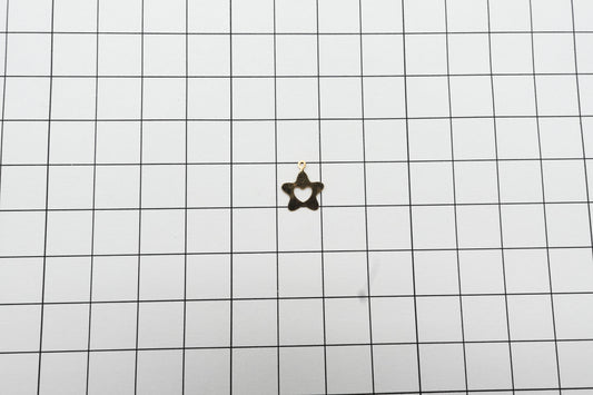 Dije Chapa estrella con silueta de corazón